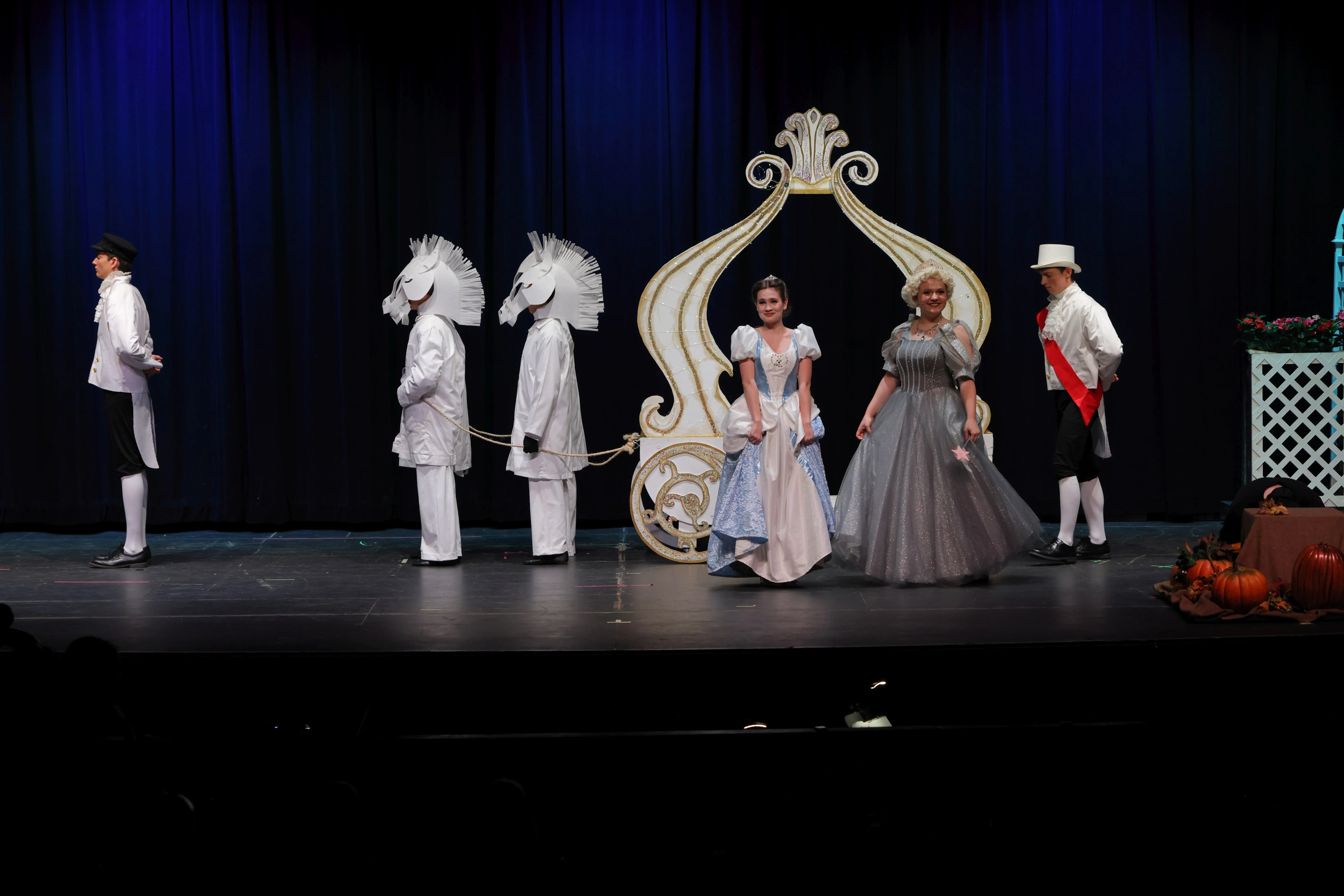 SR - Cinderella production photo